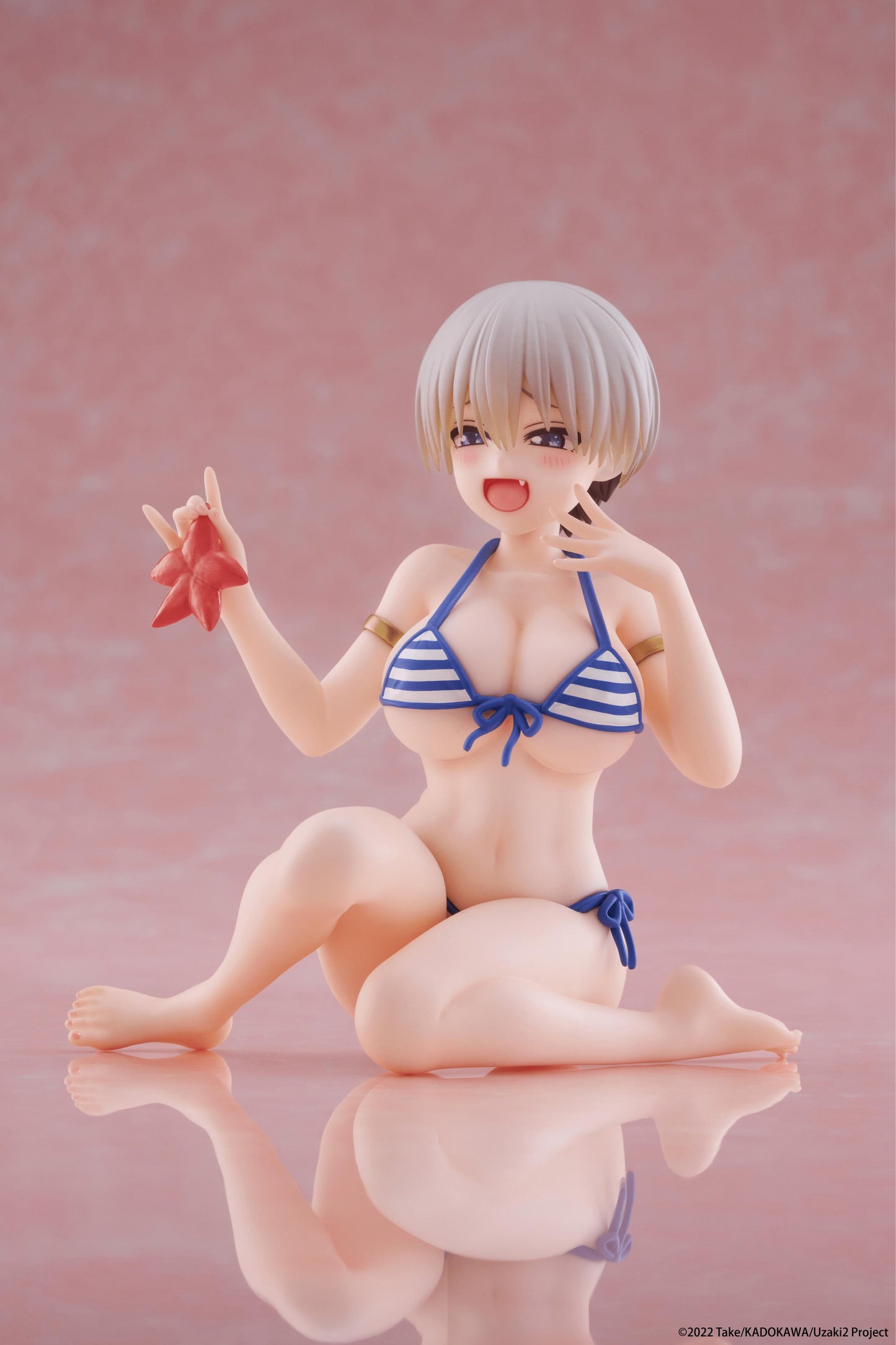 Uzaki-chan Wants to Hang Out! ω Desktop Cute Figure - Hana Uzaki (Swimwear Ver.)