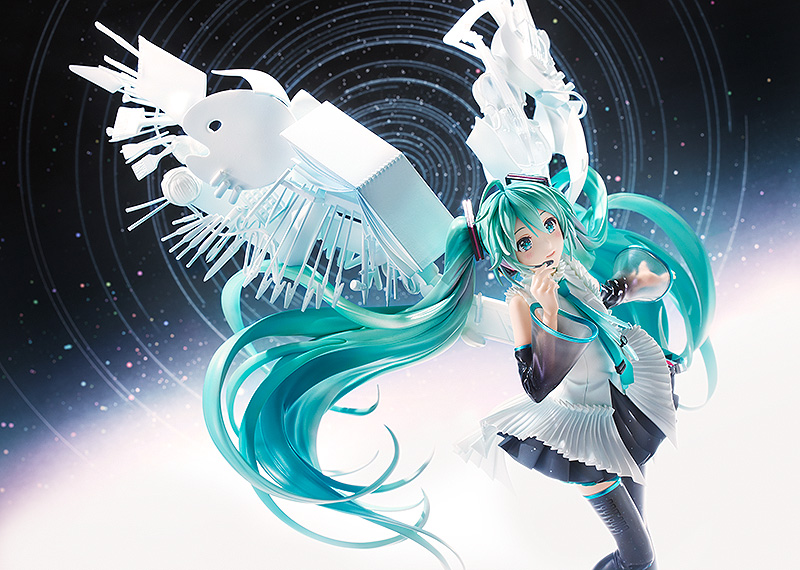 Hatsune Miku: Happy 16th Birthday Ver 1/7 Scale Figure