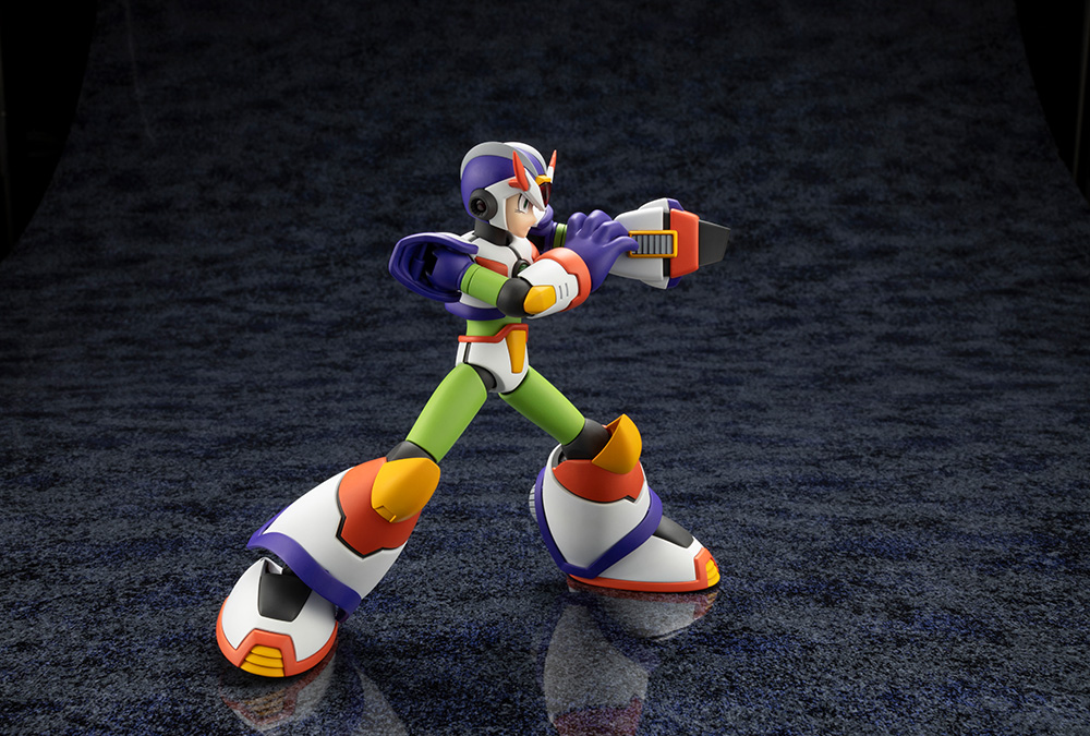 Mega Man X Max Armor Triad Thunder Ver. Model Kit