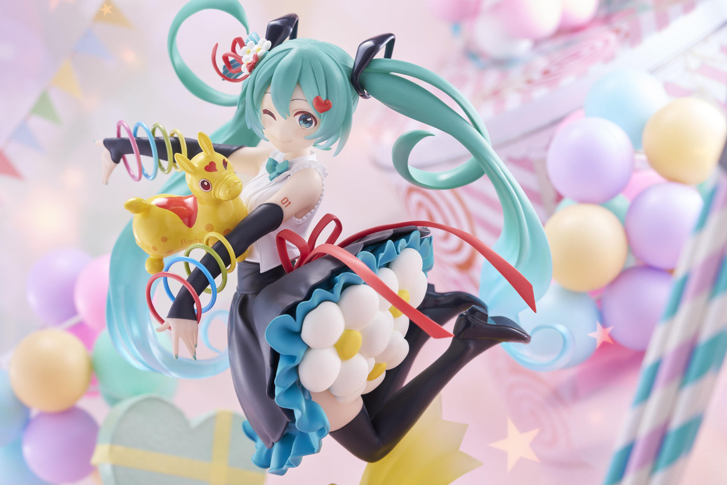 Hatsune Miku x Rody AMP+ Figure (39 / Thank You Ver.)