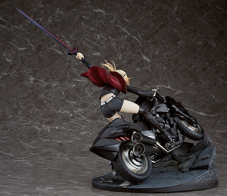 Saber/Altria Pendragon (Alter) & Cuirassier Noir 1/8 Scale Figure (Fate Series)