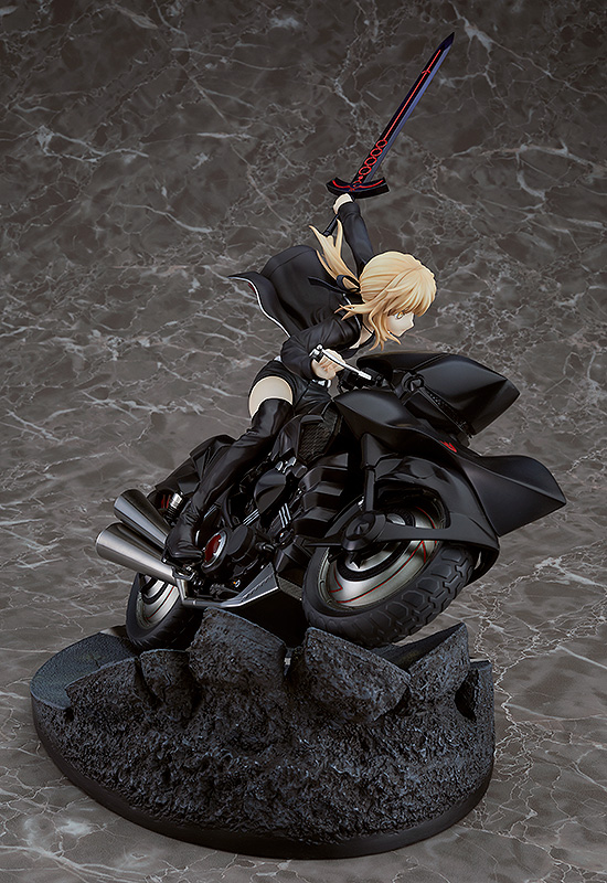 Saber/Altria Pendragon (Alter) & Cuirassier Noir 1/8 Scale Figure (Fate Series)