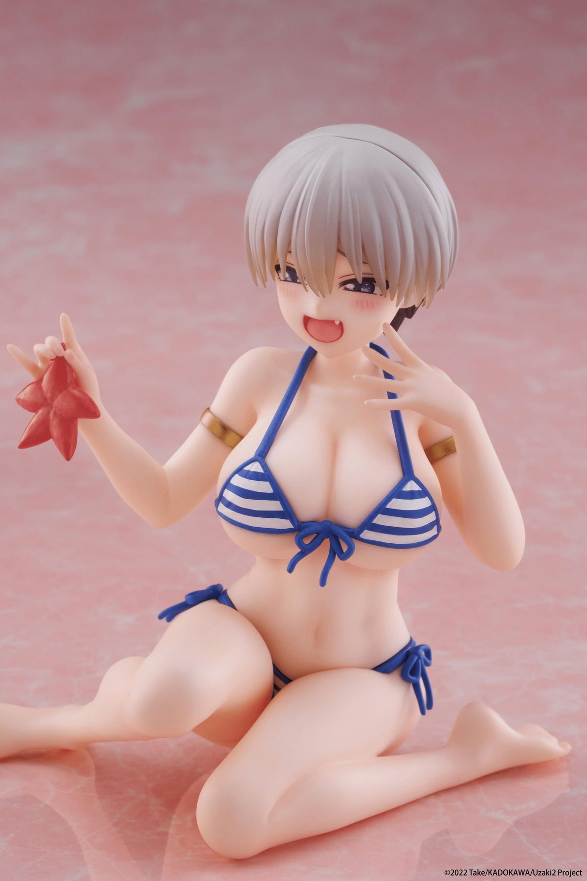 Uzaki-chan Wants to Hang Out! ω Desktop Cute Figure - Hana Uzaki (Swimwear Ver.)