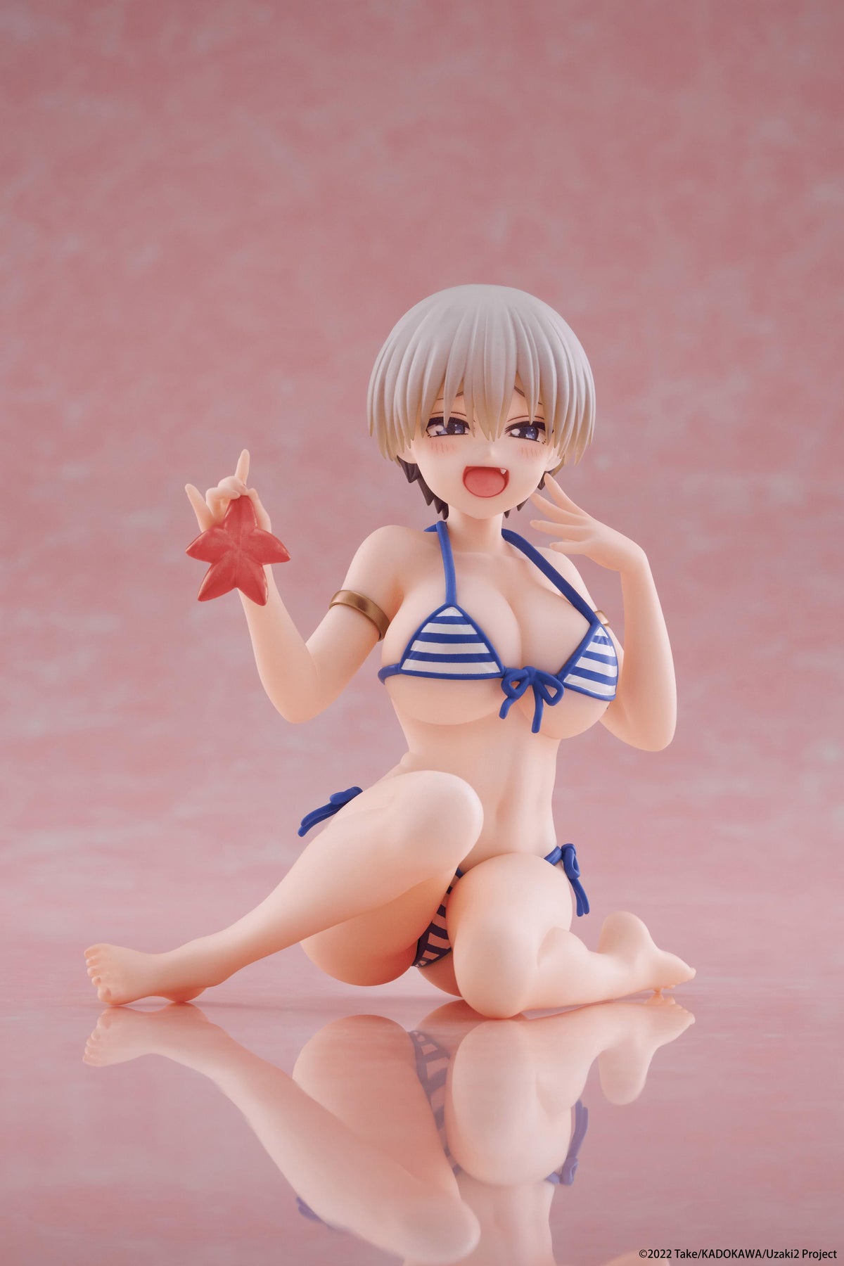 Uzaki-chan Wants to Hang Out! ω Desktop Cute Figure - Hana Uzaki (Swimwear Ver.)