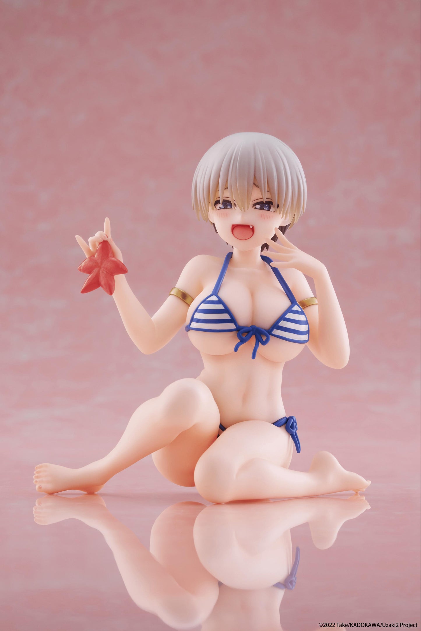 Uzaki-chan Wants to Hang Out! ω Desktop Cute Figure - Hana Uzaki (Swimwear Ver.)