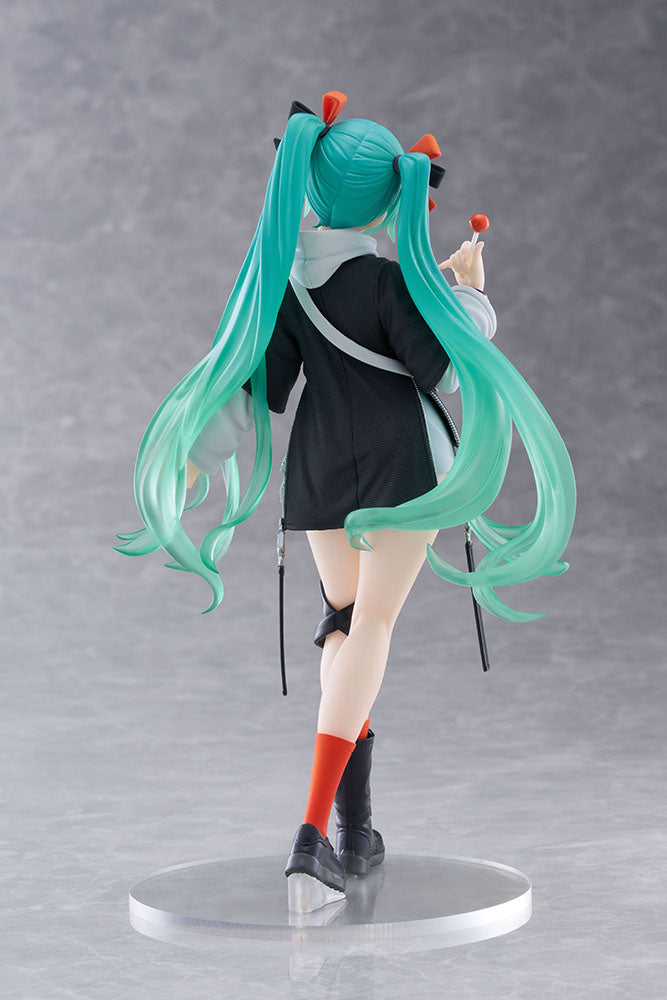 Vocaloid Fashion Hatsune Miku (PUNK Ver.) Figure