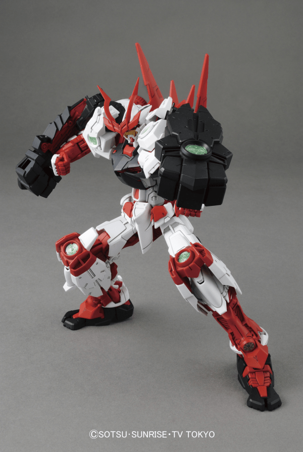 Bandai - MG 1/100 Sengoku Astray Gundam - Good Game Anime