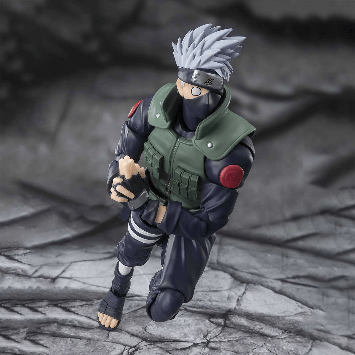 Bandai - Naruto Shippuden Kakashi Hatake The famed Sharingan Hero S.H.Figuarts Action Figure - Good Game Anime