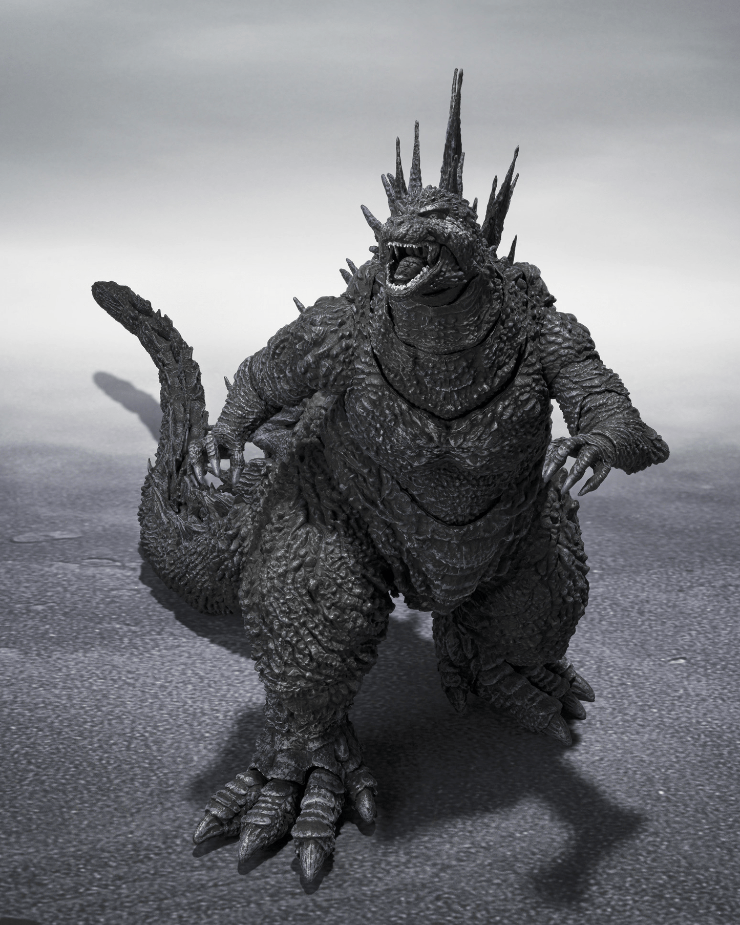 Bandai - S.H.MonsterArts Godzilla 2023 Minus Color Ver. (Godzilla Minus One) - Good Game Anime