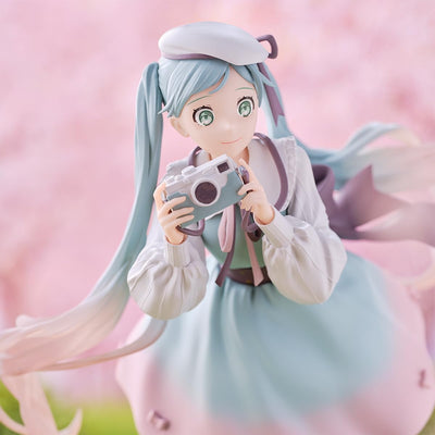 Banpresto - Vocaloid - Hatsune Miku (Holiday Memories - Camera) Figure - Good Game Anime