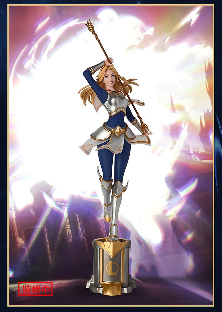 Good Game Anime - League of Legends Lux: The Lady of Luminosity Figure Pen - Good Game Anime