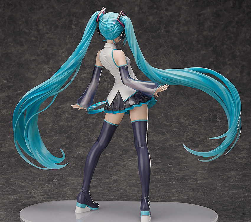 Good Smile Company - FREEing Hatsune Miku V3 1/4 Scale Figure - Good Game Anime