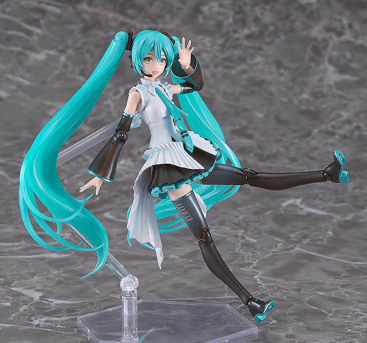 Good Smile Company - PLAMATEA Hatsune Miku: Happy 16th Birthday Ver. Model Kit (Hatsune Miku) - Good Game Anime