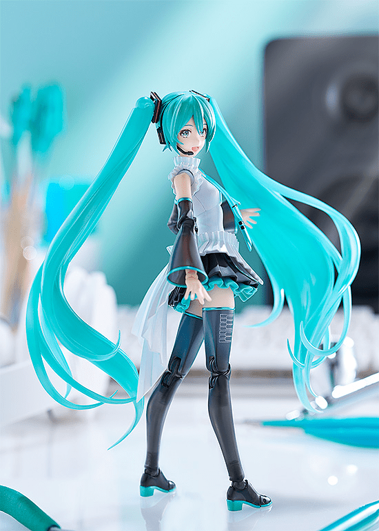 Good Smile Company - PLAMATEA Hatsune Miku: Happy 16th Birthday Ver. Model Kit (Hatsune Miku) - Good Game Anime