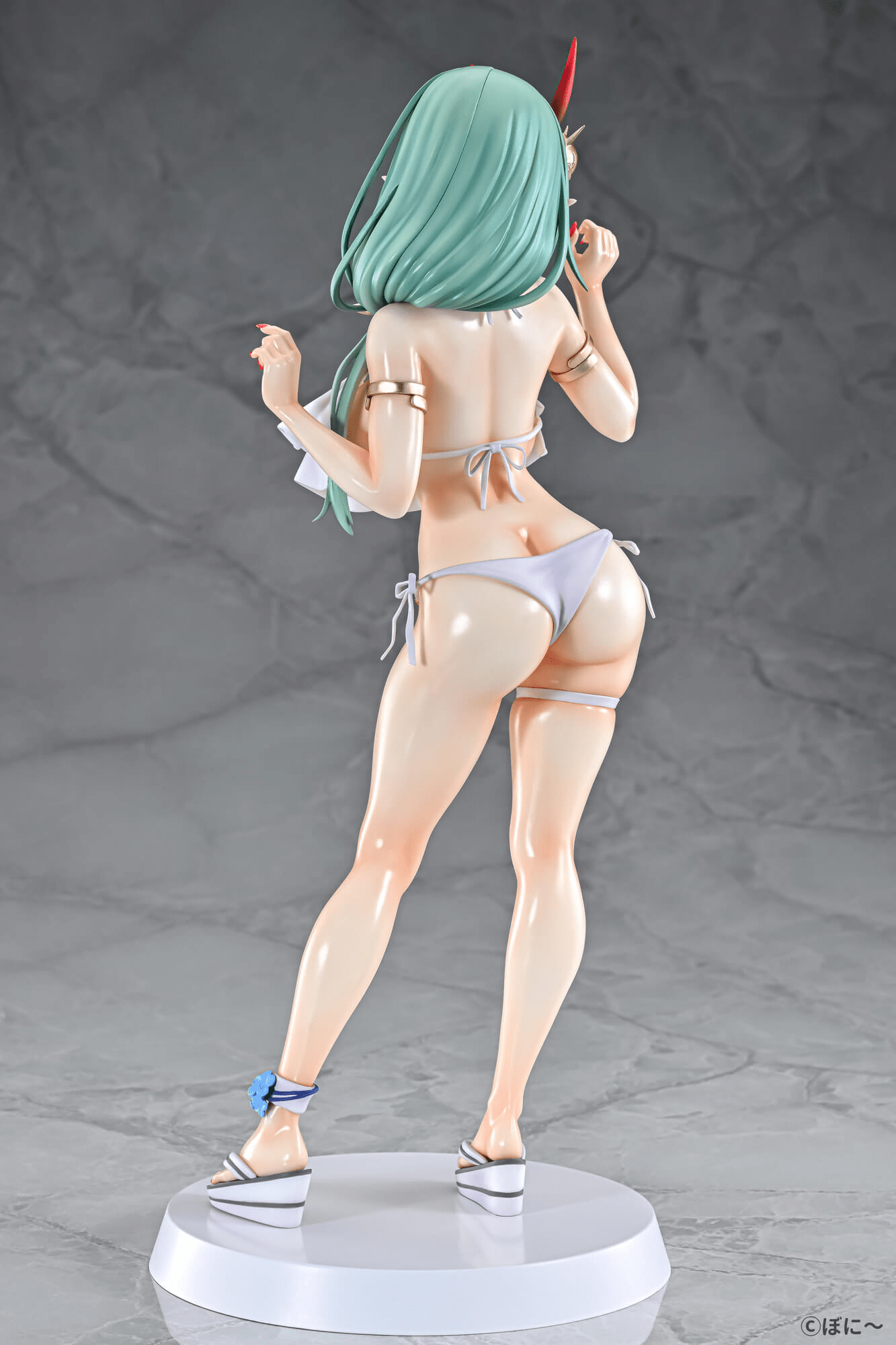 Q - Six - Akari - chan Gloss Ver. - Good Game Anime