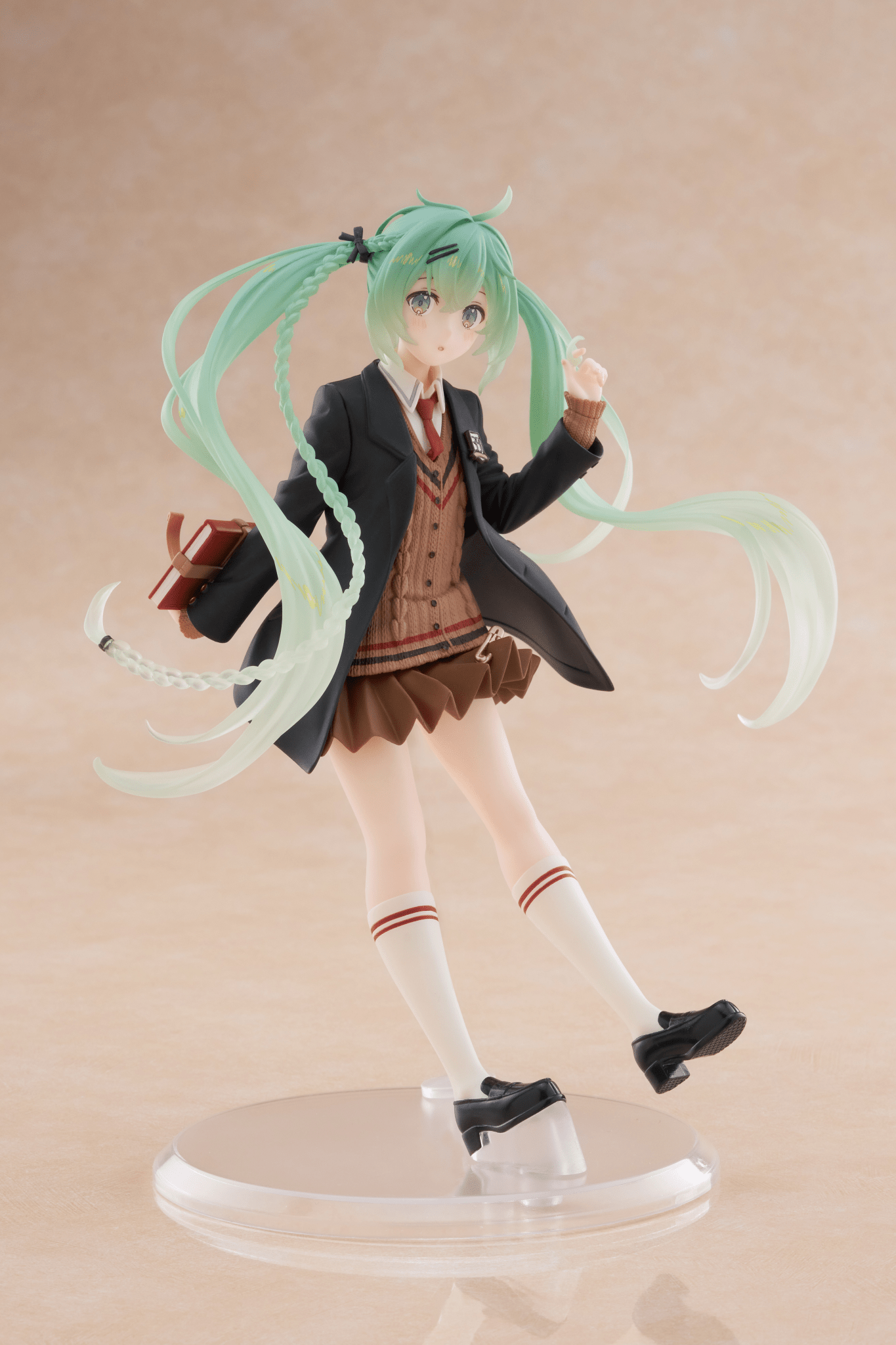 Taito - Hatsune Miku Figure - Fashion (Preppy Ver.) - Good Game Anime