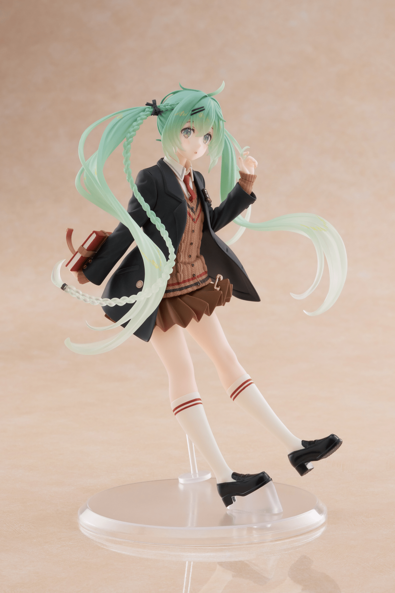 Taito - Hatsune Miku Figure - Fashion (Preppy Ver.) - Good Game Anime