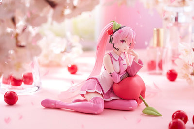Taito - Sakura Miku Desktop Cute Figure (Cherry Cushion Ver.) - Good Game Anime