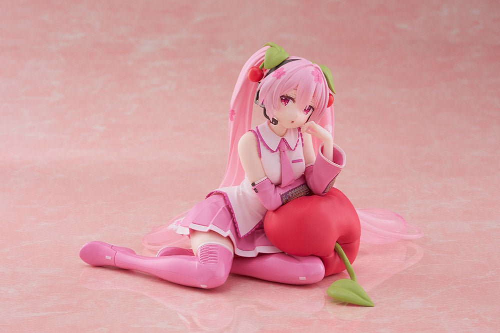 Taito - Sakura Miku Desktop Cute Figure (Cherry Cushion Ver.) - Good Game Anime
